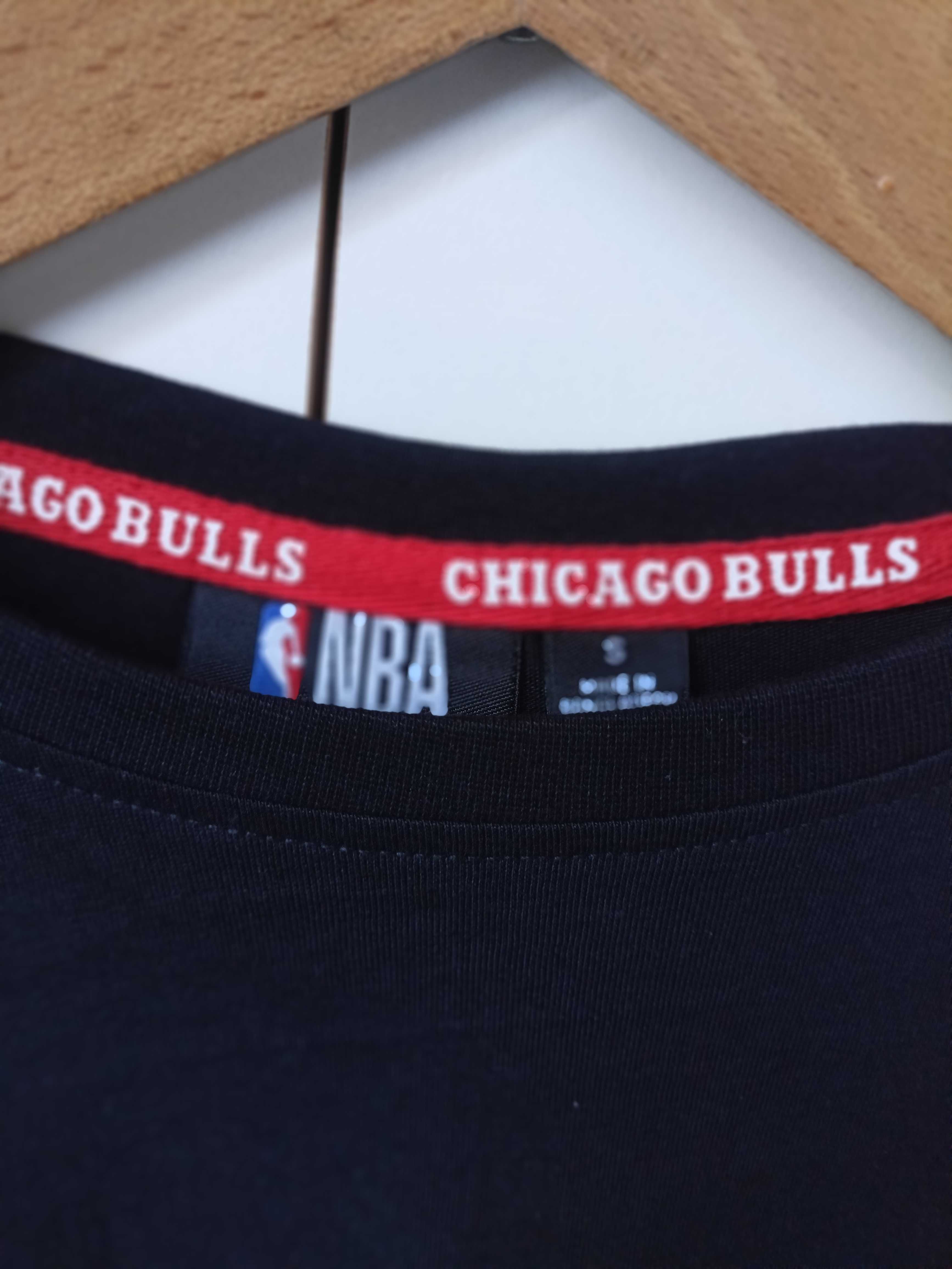 Męska koszulka NBA Chicago Bułka r s z długim rękawem czarna