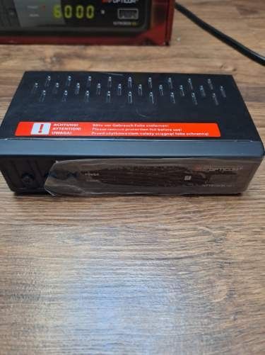 Tuner DVBT2/C H.265 OPTICUM  NS+