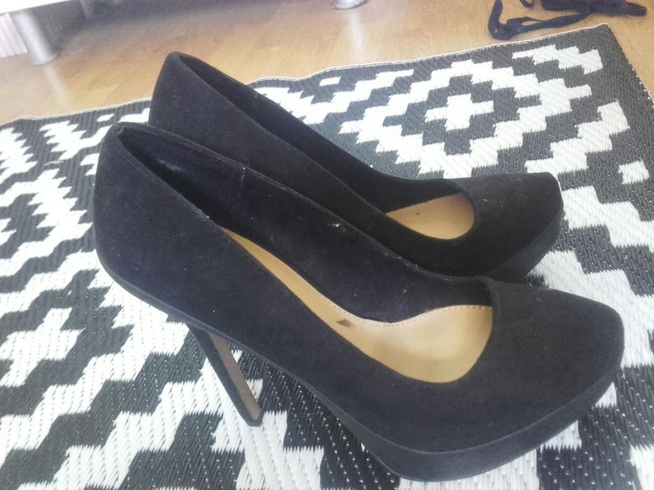 Szpilki buty bershka nowe 38