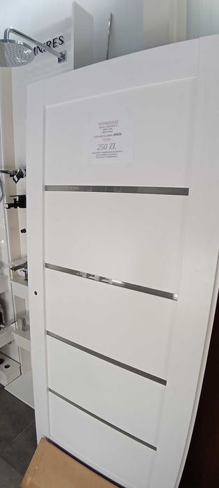 Drzwi białe 80 prawe, lewe do wyczerpania zapasów
