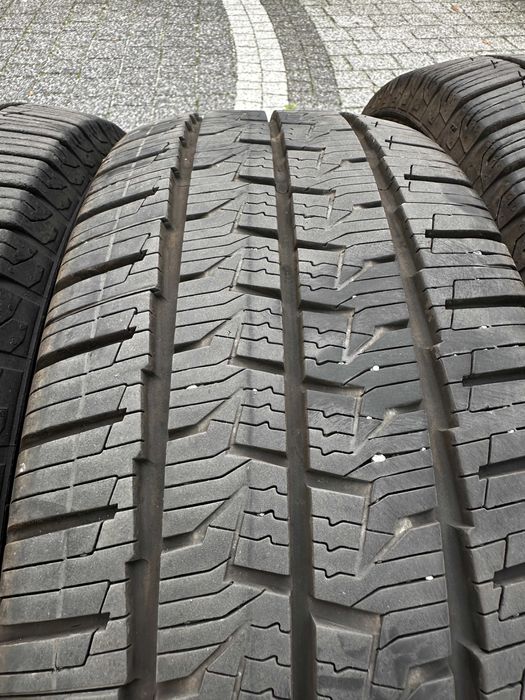 Opony Continental VanContact 4Season 215/65 R16 C, 2024r.