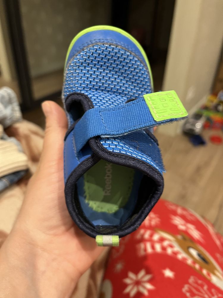 Босоніжки сандалі Reebok 20 розмір, устілка 12,5 см