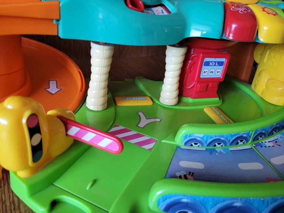 Parking-myjnia tut tut