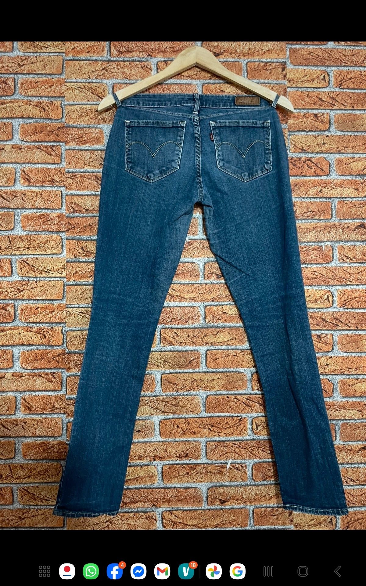 Dżinsy biodrówki damskie Levis