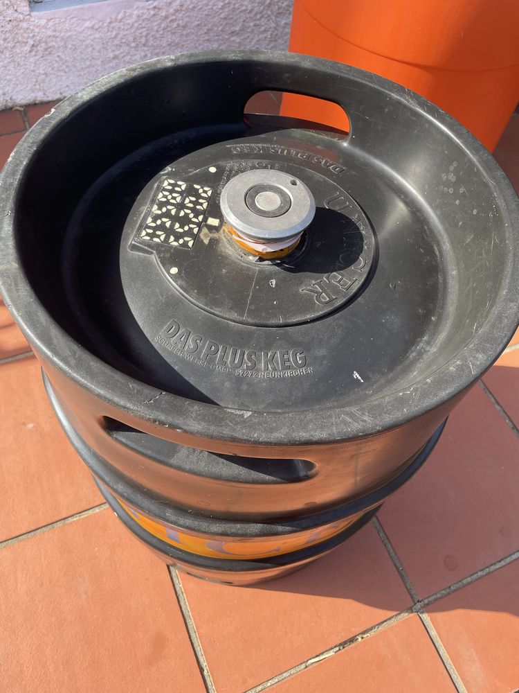 Barris de vinho ou cerveja