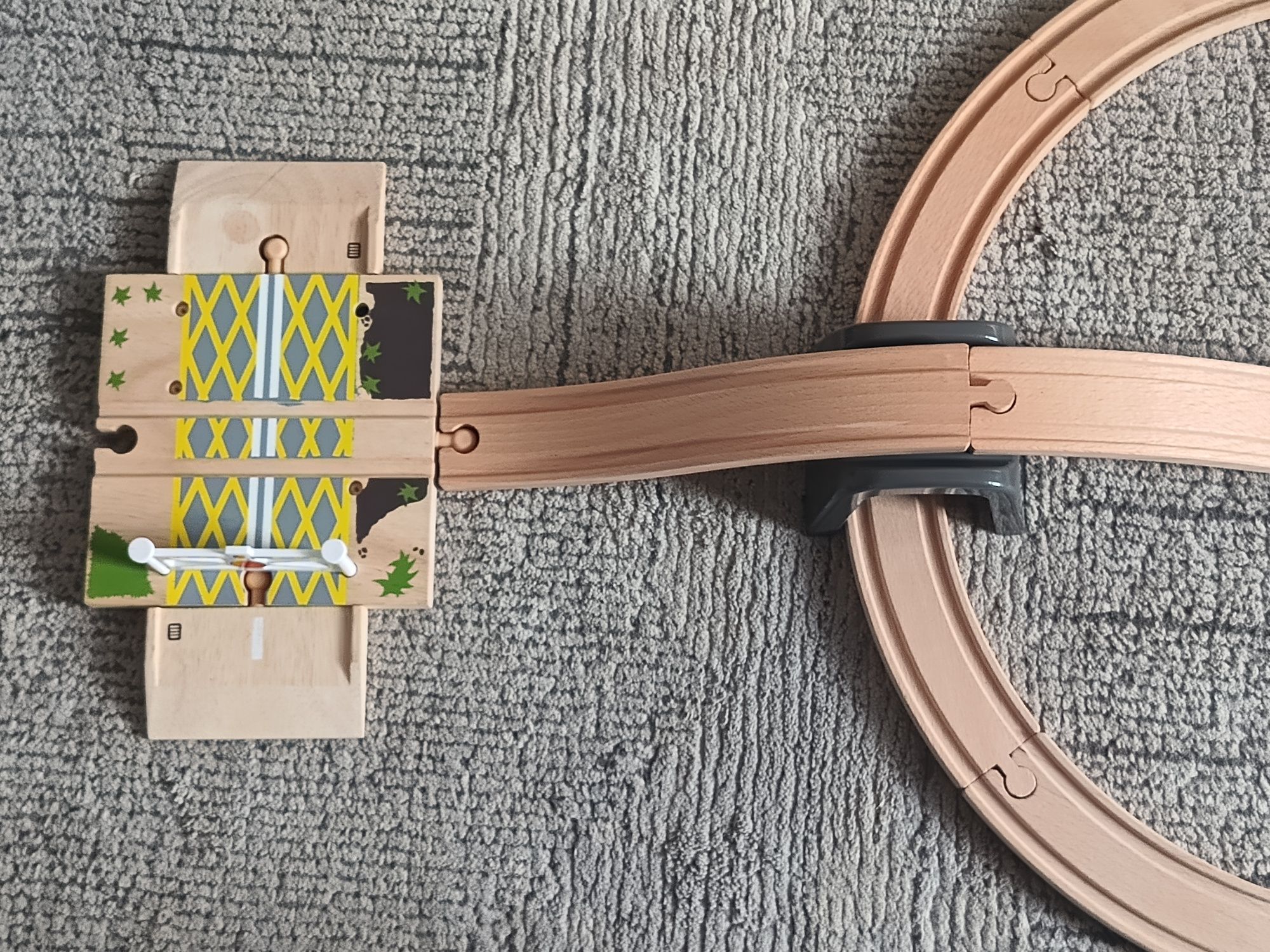 Kolejka drewniana Ikea + dodatki