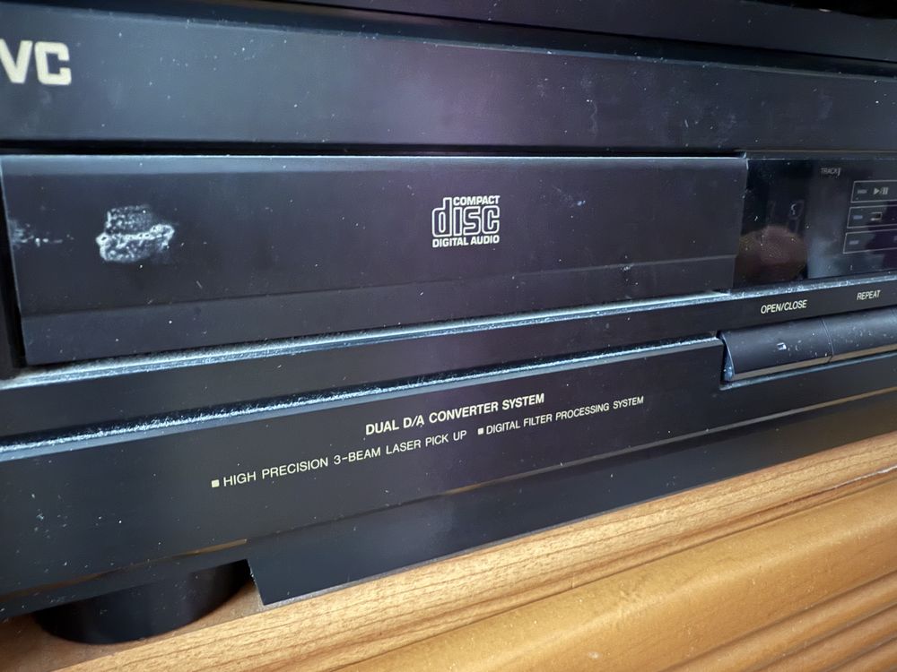 Wieża JVC vintage + oryginalny głośnik – gramofon, CD, radio, kasety