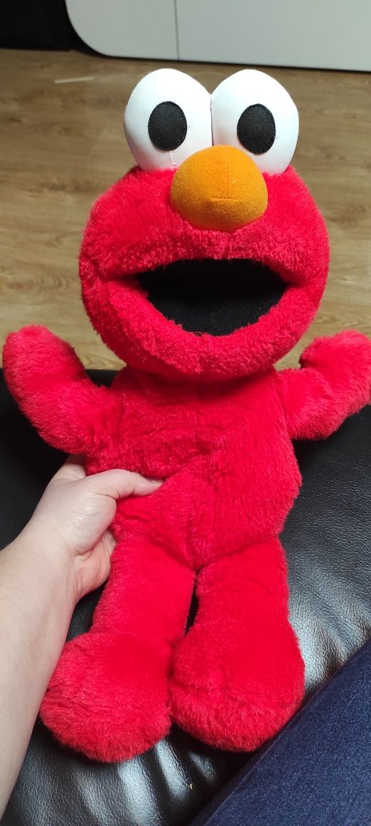 Maskotka czerwony Elmo