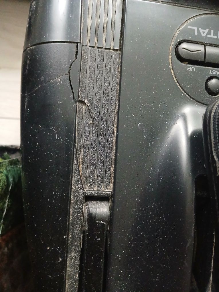 Boombox Hitachi CX W750E