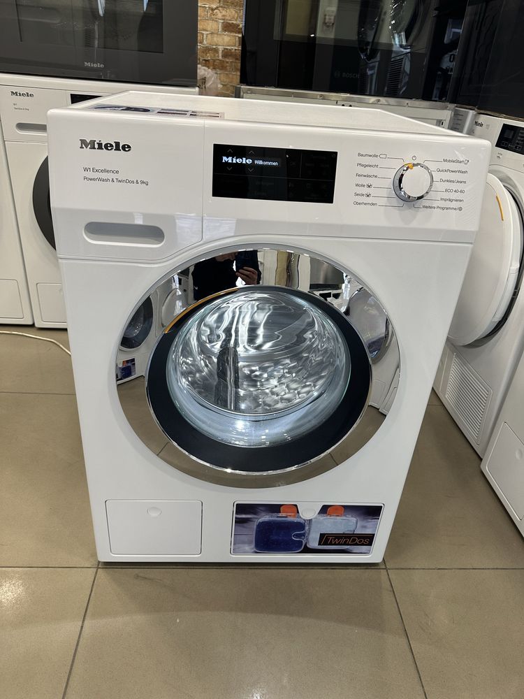 Miele WEI 875 WPS(Німеччина) 9кг. Лед світло.PowerWash. Меню. 2023 рік