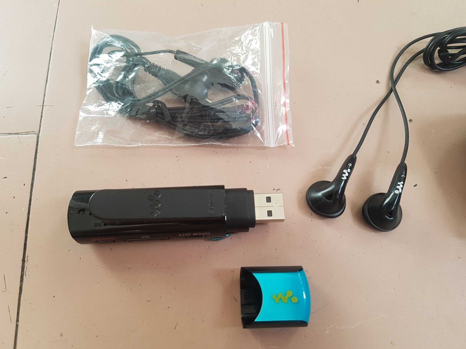 SONY walkman NWZ B 172F . mp3 .