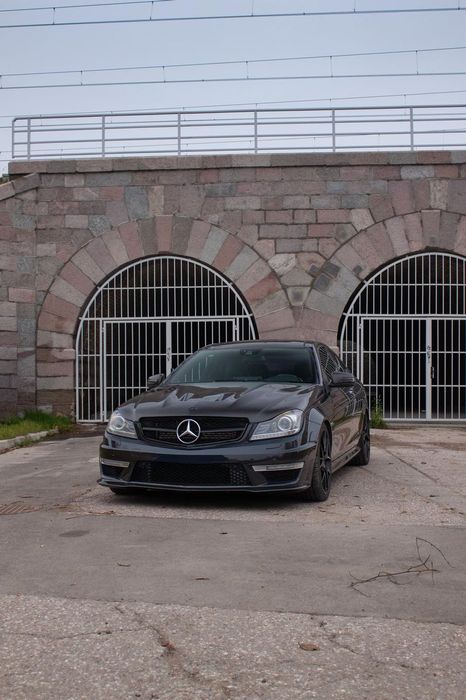 Mercedes-Benz Klasa C Mercedes C63 AMG 2012 Carbon