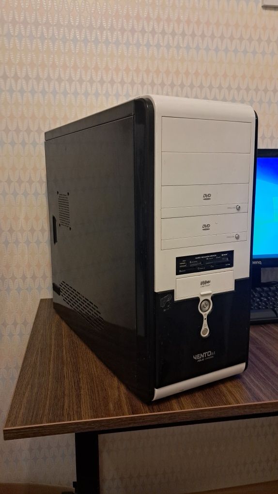 Корпус Asus Vento A6 ATX з кард рідером та DVD