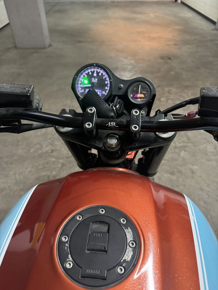 Yamaha XJR 1300 de 2004 unica