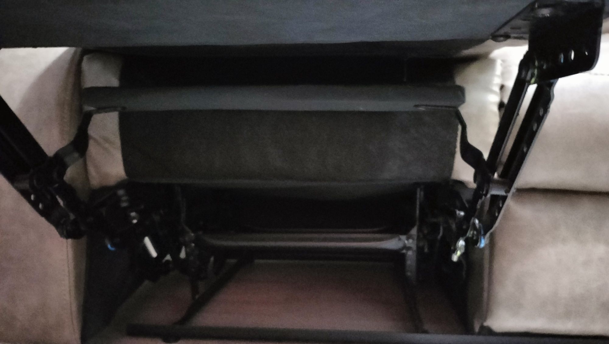 OPORTUNIDADE  SOFA RELAX  3 lugaresI