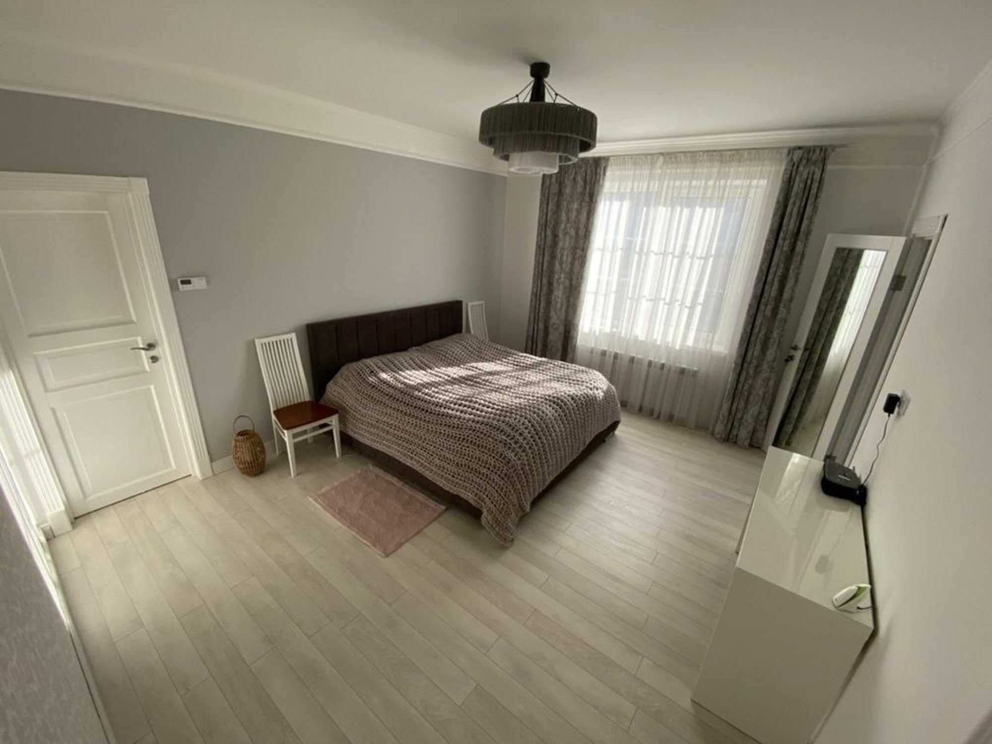 Від власника. село Гнатівка. Будинок 220м2 на ділянці 13 соток