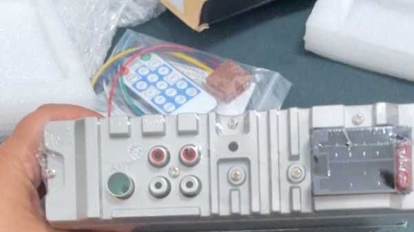 Radio Mp3 Bluetooth maos livres, Usb ,4x50W com controlo por voz NOVOS