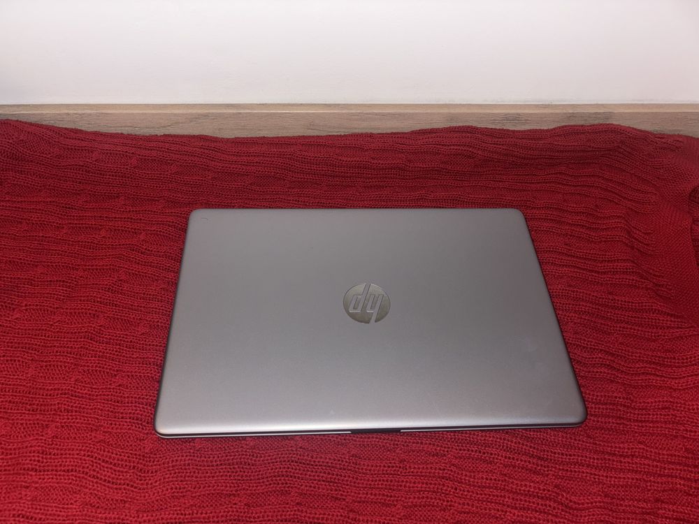 HP 255 G8 Ryzen 5 5500U 8GB 256PCIe W11 FHD Szary