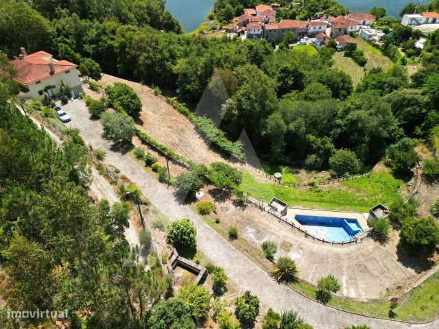 Quinta T3+2 com uma deslumbrante paisagem sobre o Rio Vouga