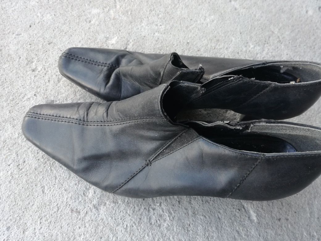 Buty używane skórzane damskie r 40