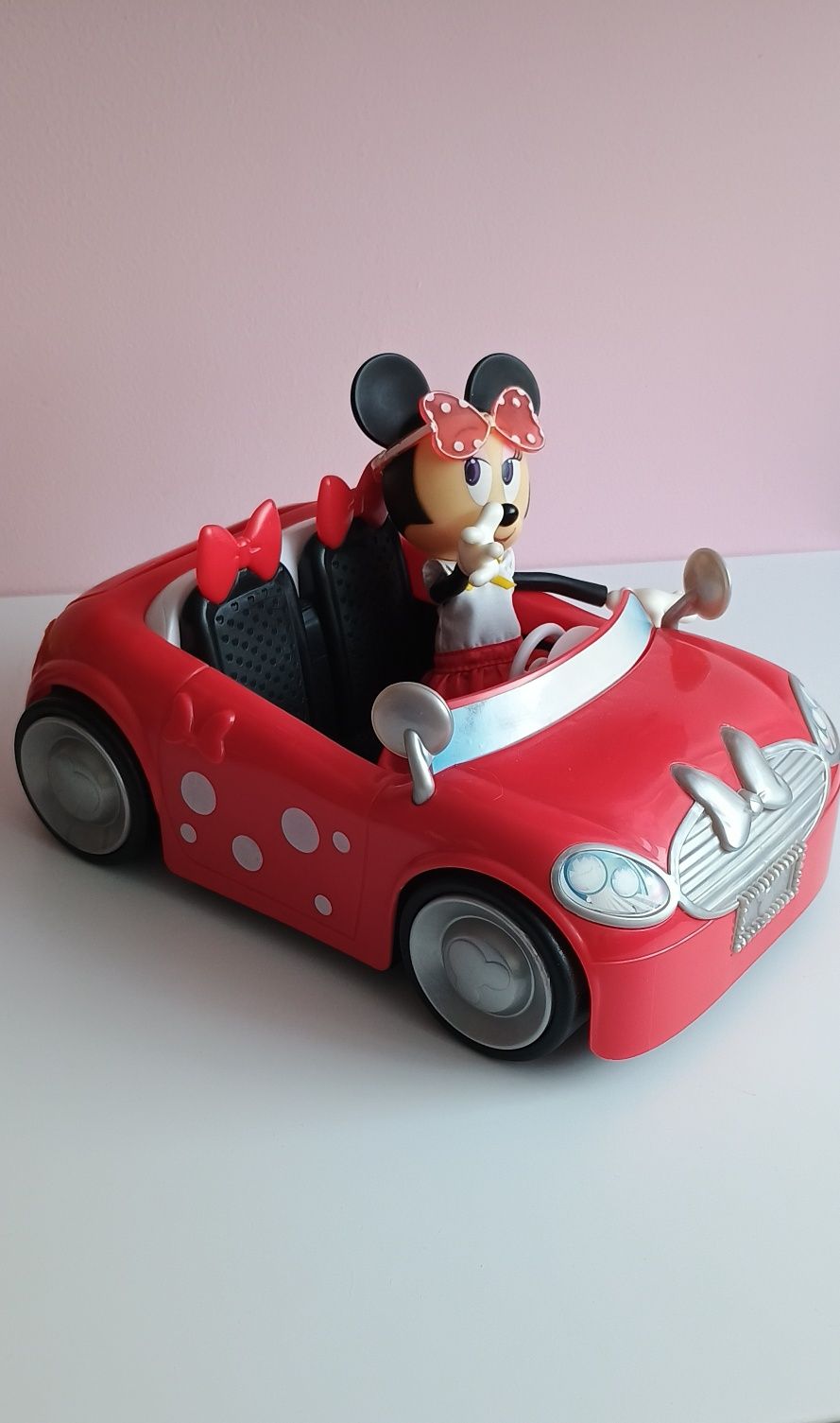 Myszka MINNIE MOUSE z kabrioletem jak nowa