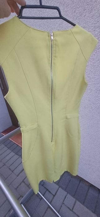 Elegancka sukienka midi, rozm. S, stan idealny
