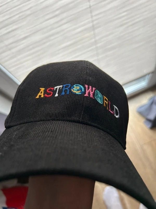 NOWA !! czapka travisc scott astroworld
