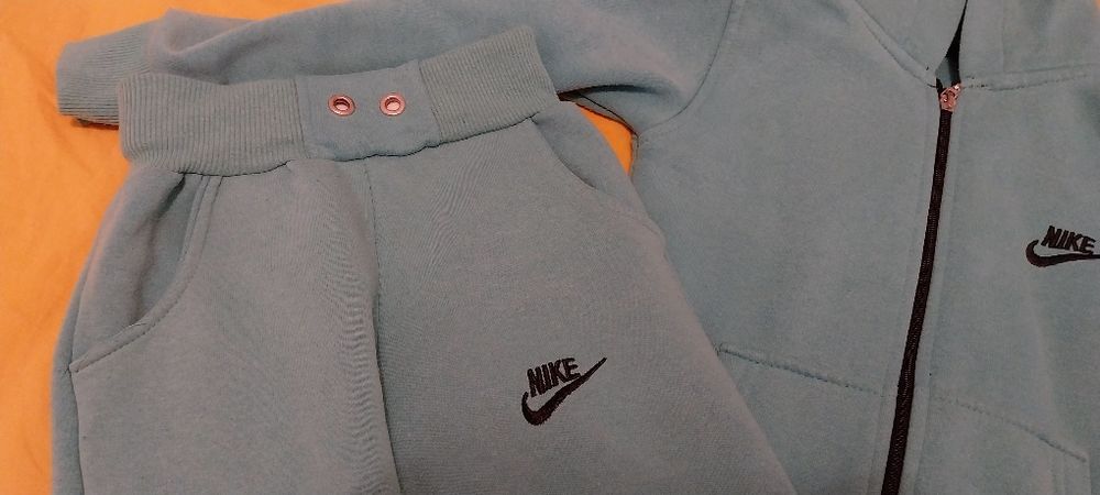 Nike dres dziewczynka 110-116 zielony