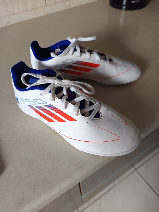 Buty halówki adidas
