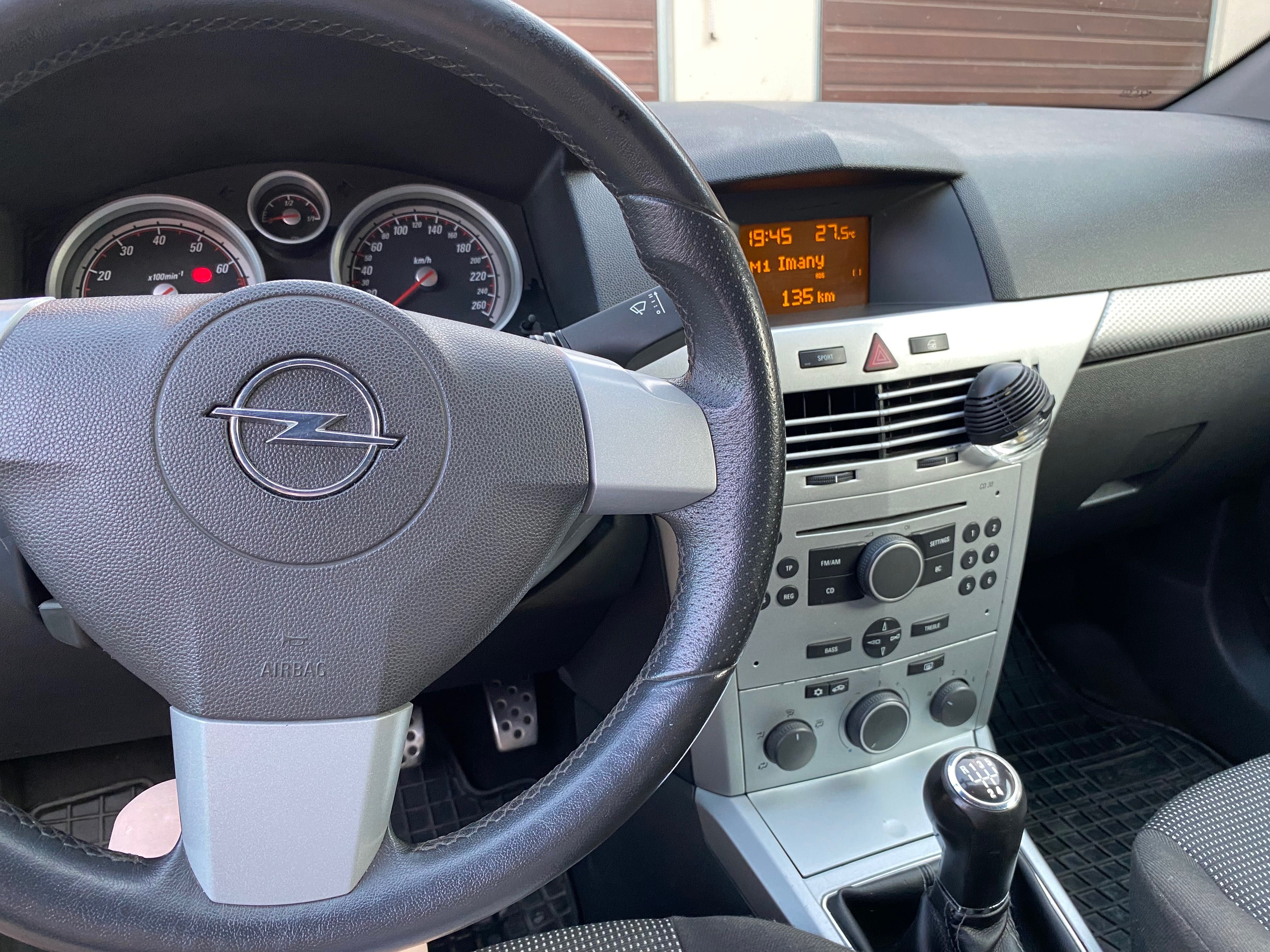 Opel Astra H 1.6