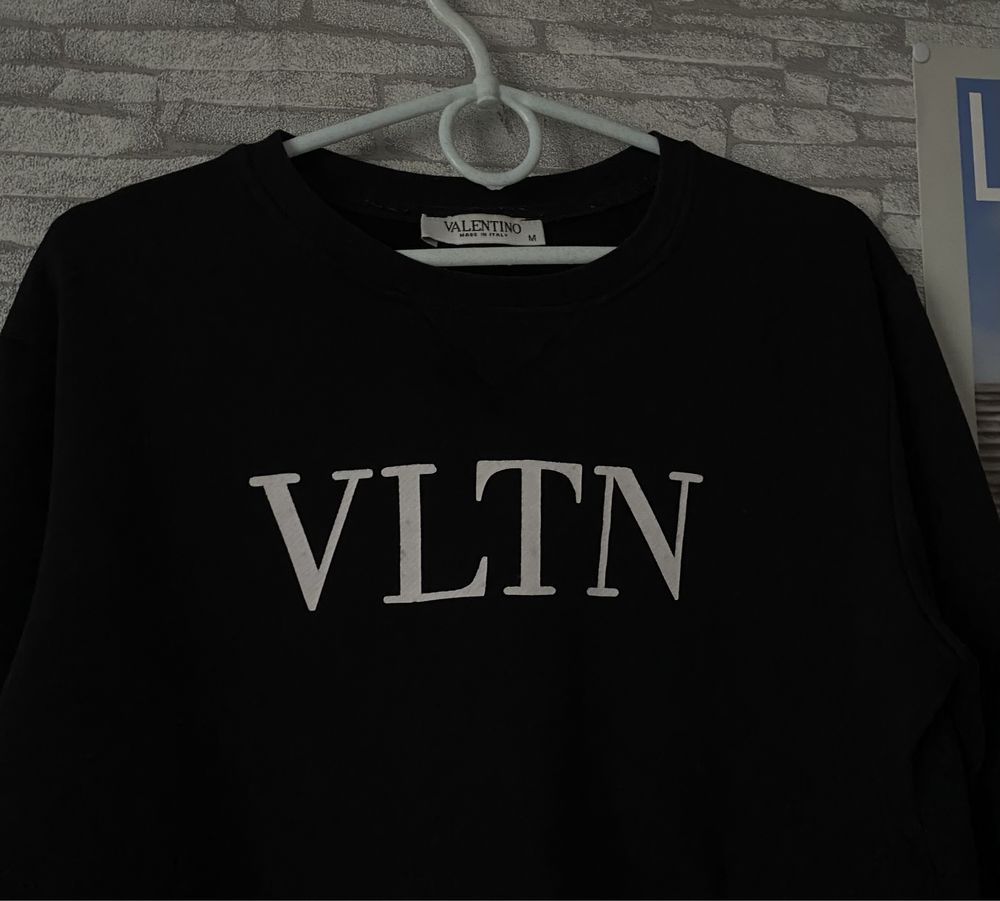 Кофта Valentino VLTN оригинал М