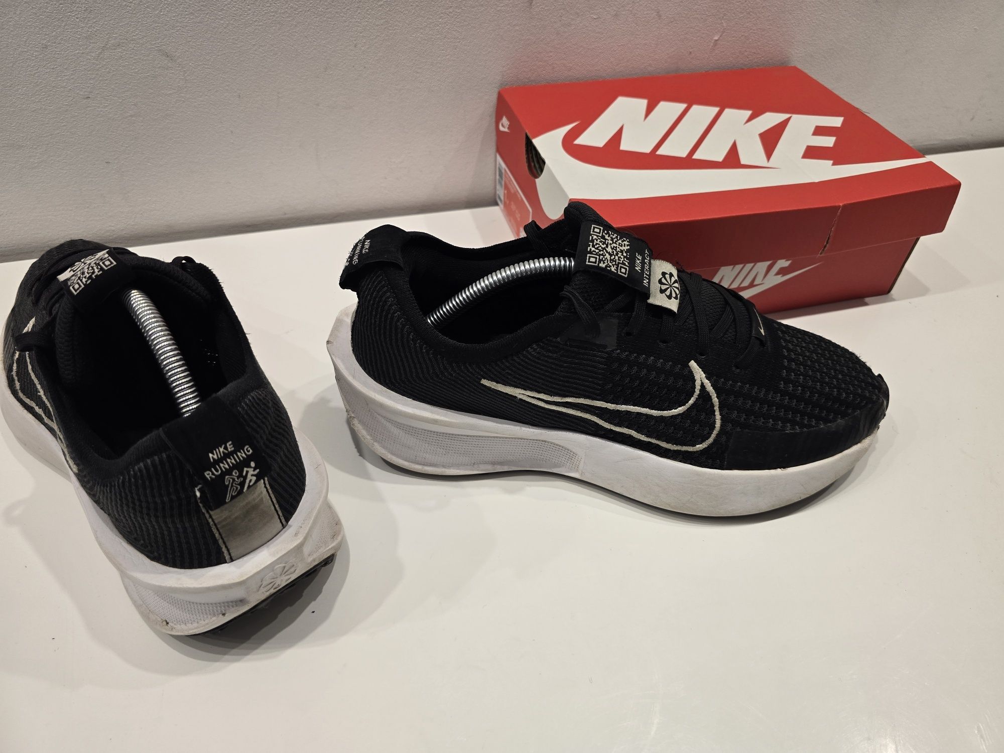 Oryginalne Nike najnowszy model Interact Run 2024 gwarancja