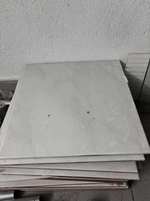 Mosaicos azuleijo cinzento