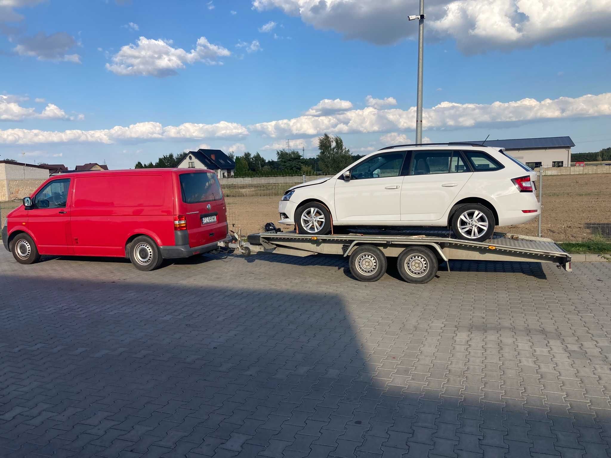 Usługi transportowe bus-laweta ,przewóz towarów ,urządzeń ,maszyn,