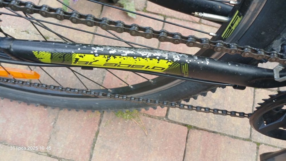 Rower tabou blade 1.0 lekko porysowany na ramię i przy łańcuchu