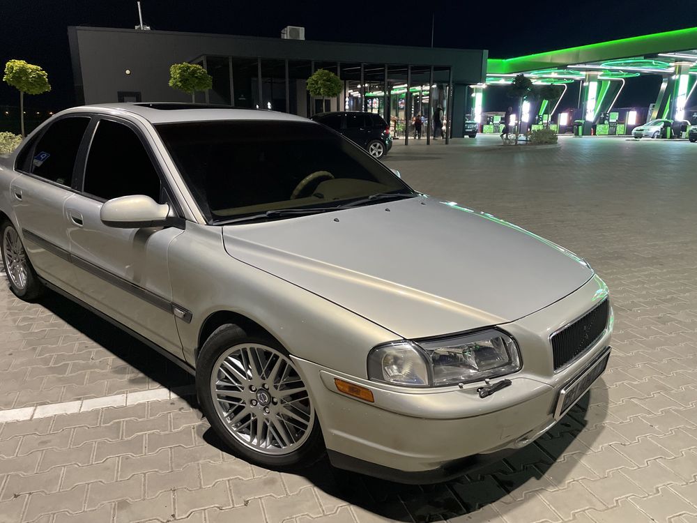 Продам VOLVO S80