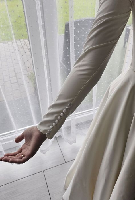 Suknia ślubna - piękna, błyszcząca, rozmiar S