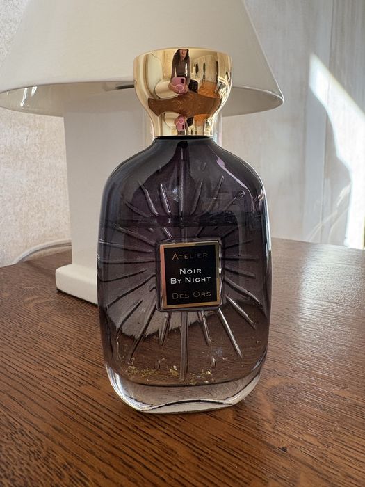 Atelier des ors Noir by night