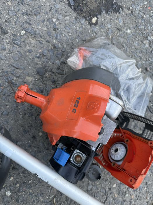 Podkaszarka spalinowa husqvarna 122c. Wysylka