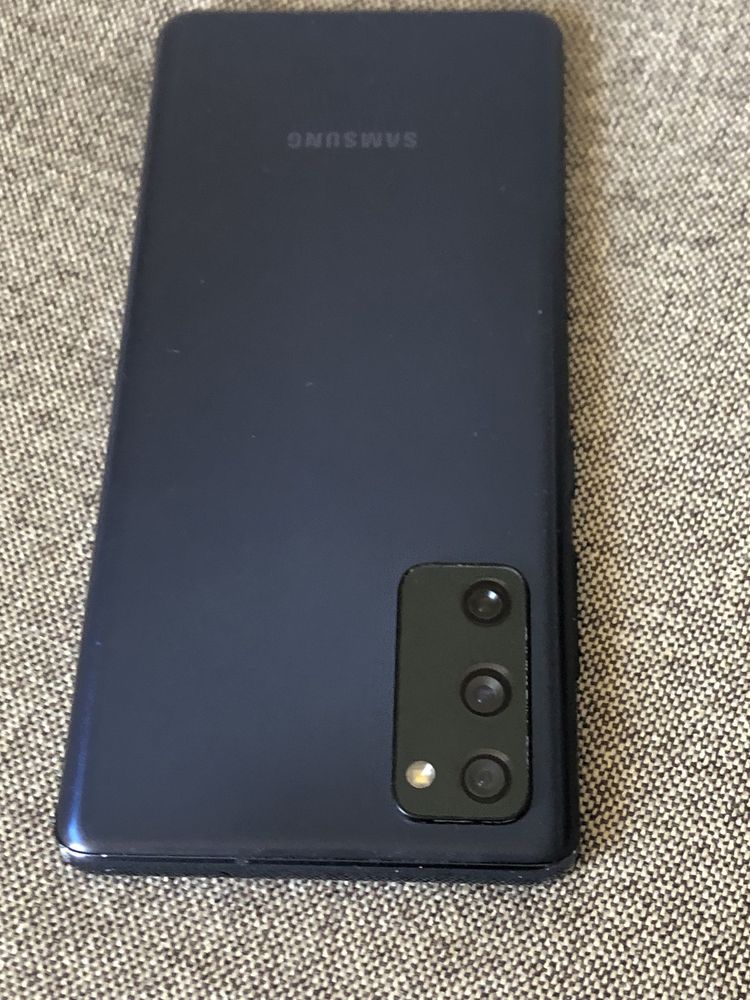 Samsung s20fe,6/128 полностью рабочий