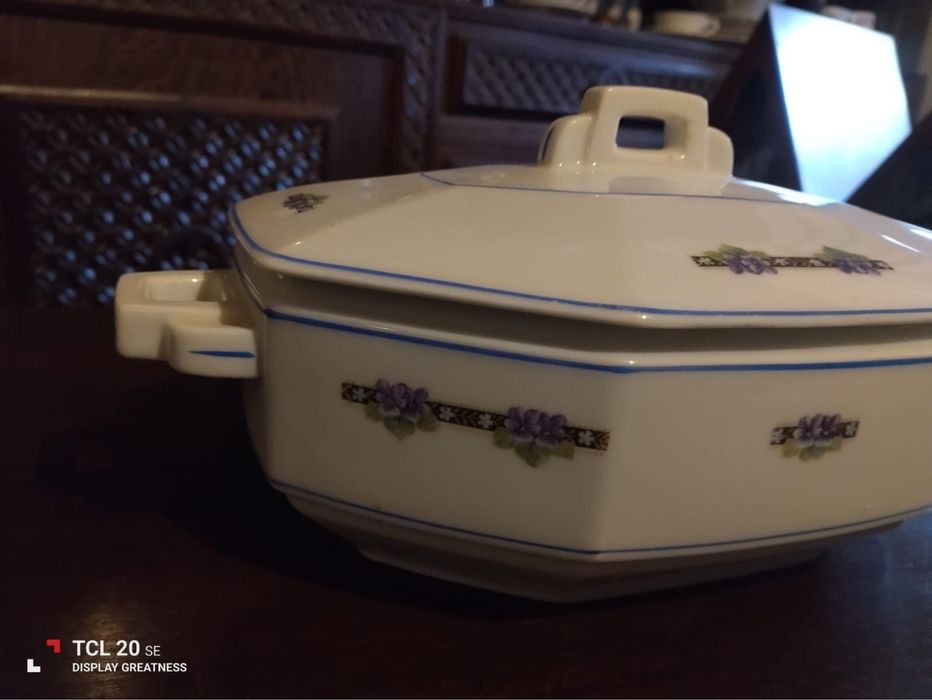 Terrina da marca Candal