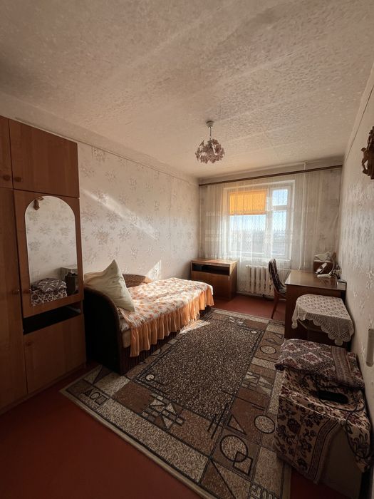 Кімната в двокімнатній