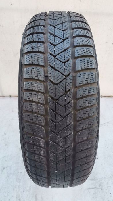 Pirelli WINTER Sottozero 3  205/60R17 205/60/17 93H