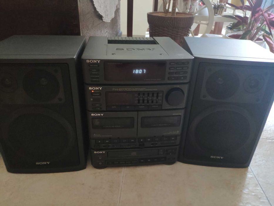 Aparelhagem Sony FH-B77CD