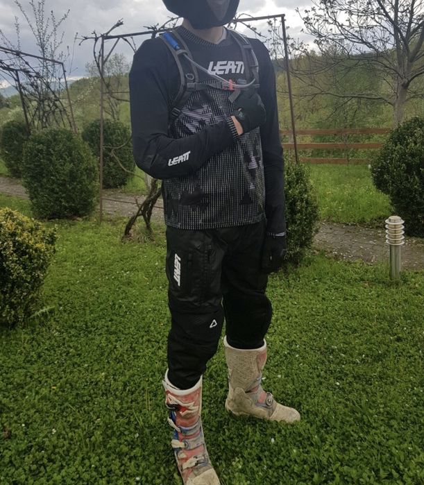 Мото джерсі Leatt розмір M (форма ендуро, мотокостюм, легка, дихаюча)