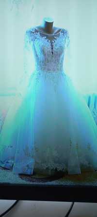 Продам весільне плаття 54-56 xxl