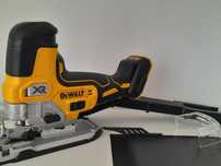 Wyrzynarka DeWalt DCS335