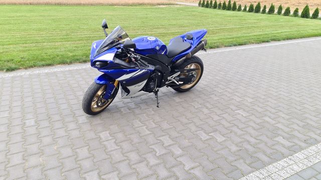 Yamaha YZF R1 RN22