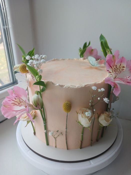 Торти на замовлення