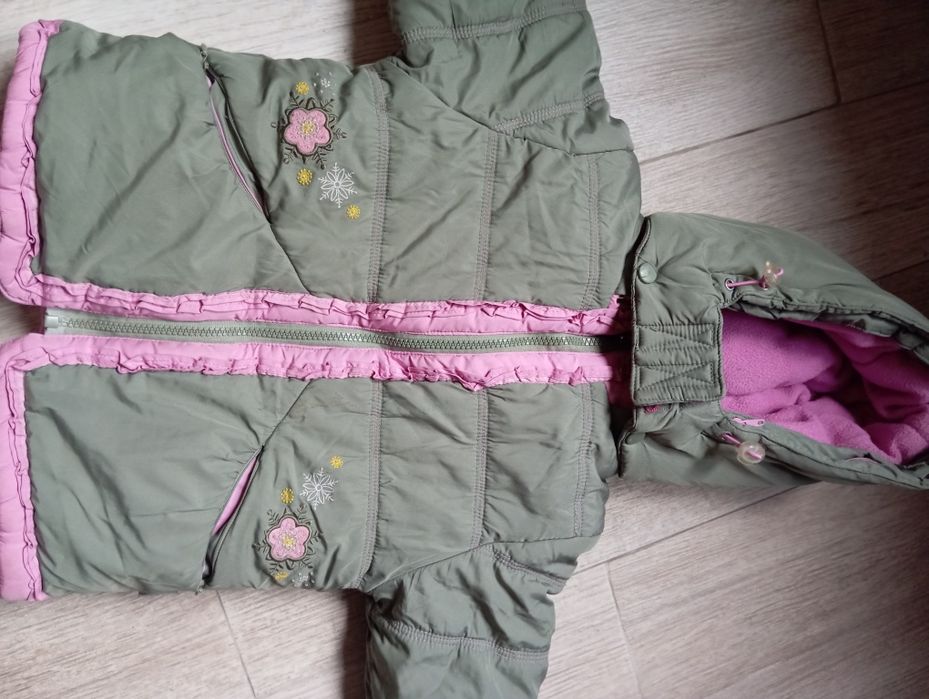 Теплюща зимова курточка